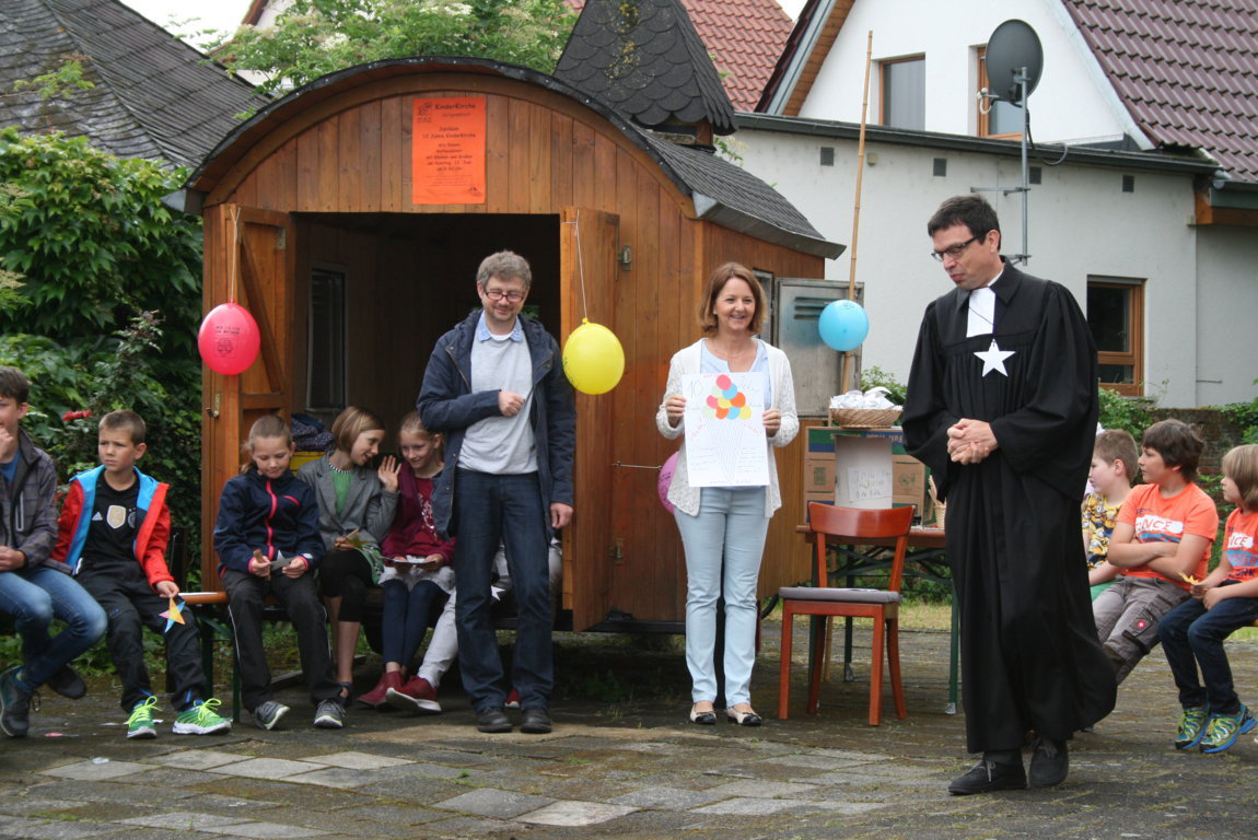 10 Jahre Kinderkirche 12.6.2016 026 (FILEminimizer)