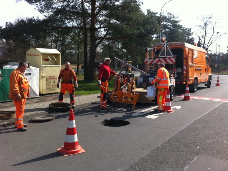 Foto Kanaldeckelsanierung