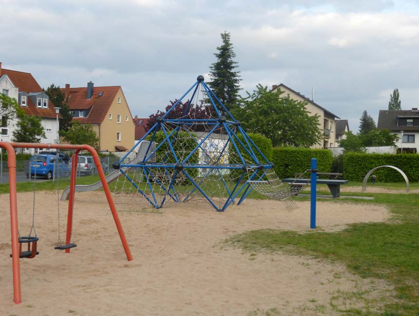 spielplatz-roemerstrasse